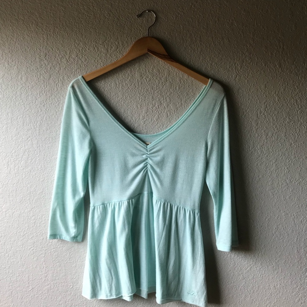 {FREE WITH PURCHASE} Hollister Top